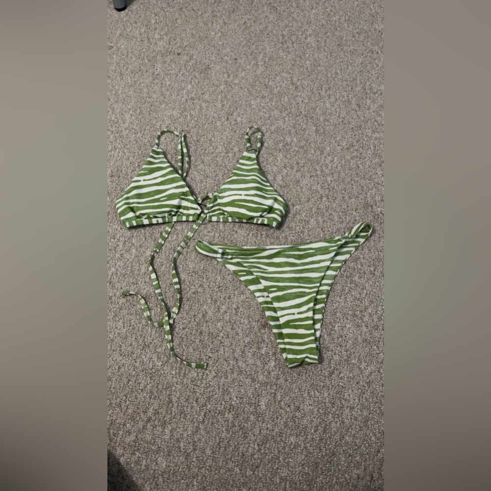Bikini top and bottoms